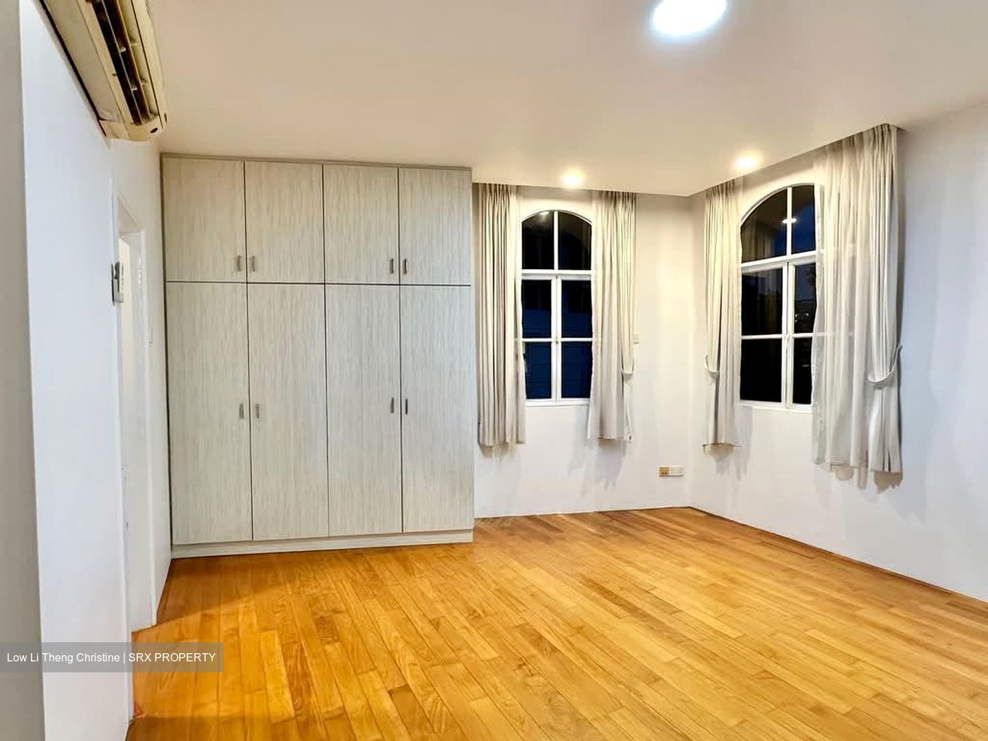 East Coast Hill (D16), Semi-Detached #577216081